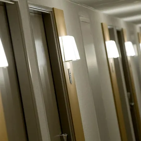 Cite De L'espace Mouchotte Hotel Tuluza