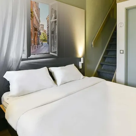 Cite De L'espace Mouchotte 2* Toulouse