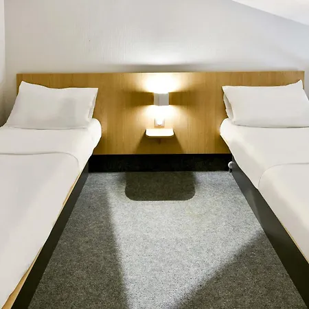 Cite De L'espace Mouchotte Hotel Toulouse