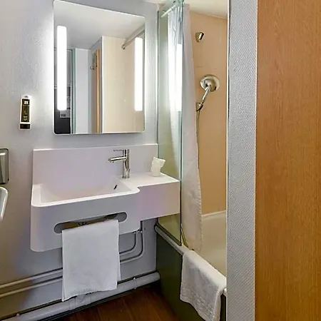 Cite De L'espace Mouchotte Hotel Toulouse
