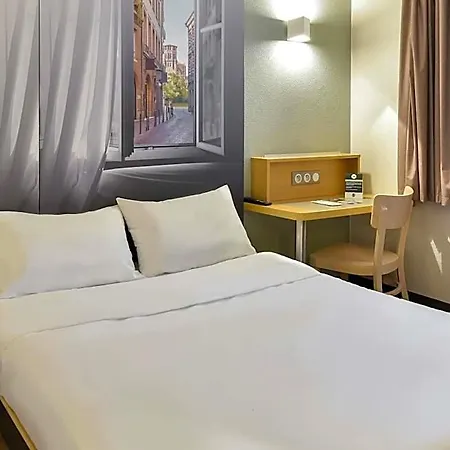 Hotel Cite De L'espace Mouchotte Toulouse
