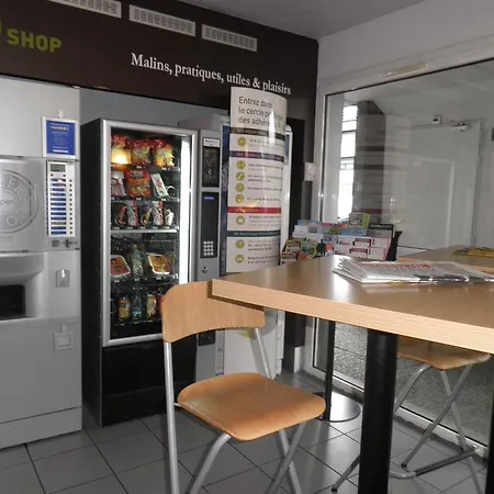 Hotel Cite De L'espace Mouchotte