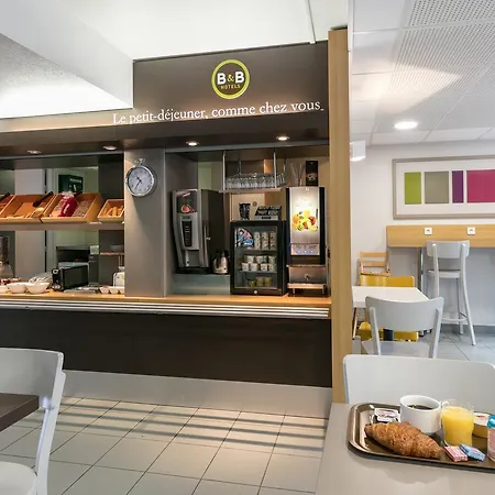 Cite De L'espace Mouchotte Hotel Toulouse