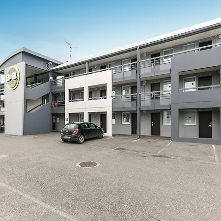 Cite De L'espace Mouchotte Hotel Toulouse