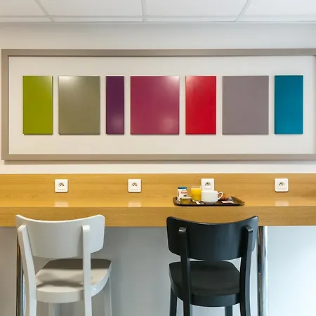 Hotel Cite De L'espace Mouchotte Toulouse