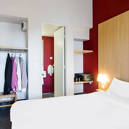 Cite De L'espace Mouchotte 2* Toulouse