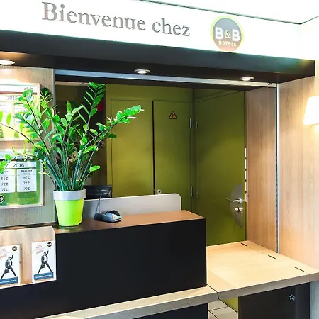 Cite De L'espace Mouchotte