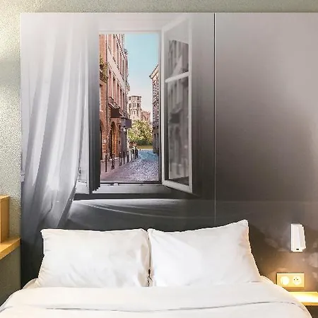 Cite De L'espace Mouchotte 2*