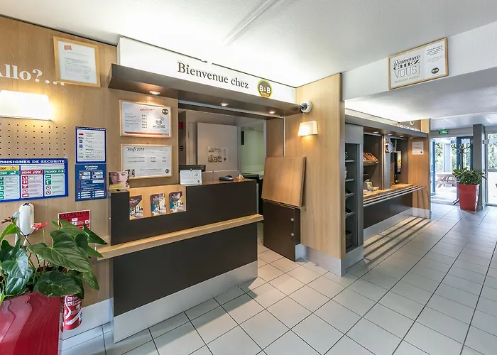 Cite De L'espace Mouchotte Тулуза