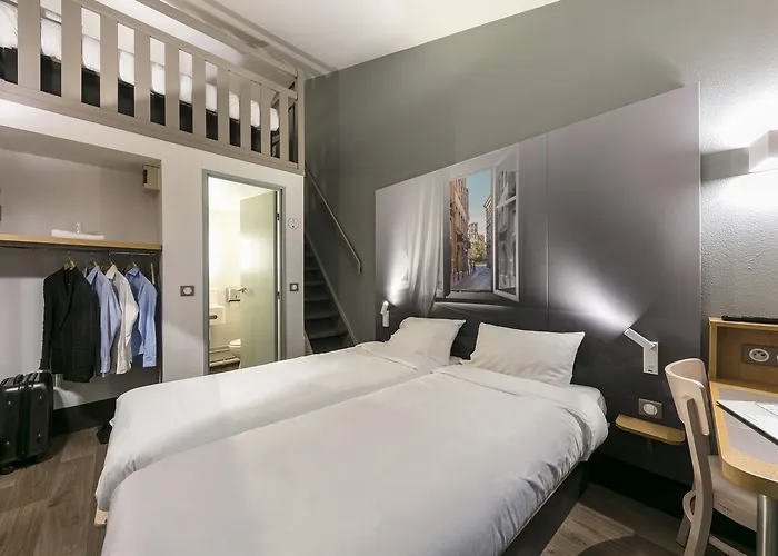 Hotel Cite De L'espace Mouchotte Toulouse