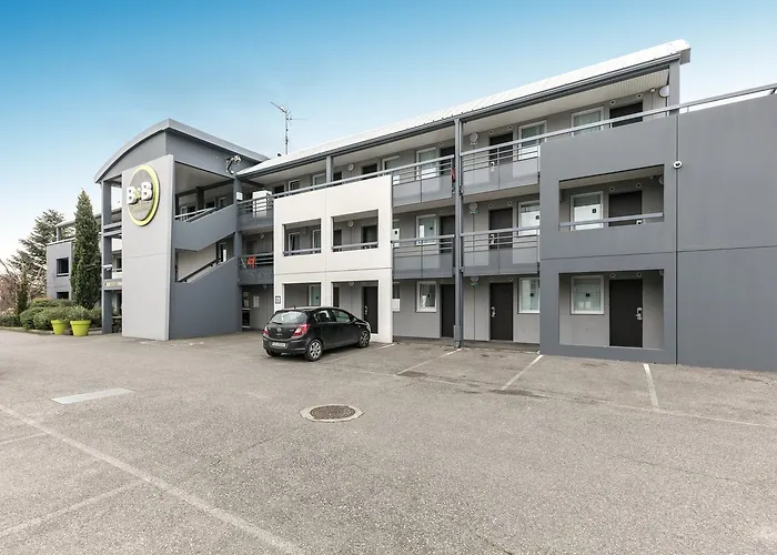 Cite De L'espace Mouchotte Hotel Toulouse