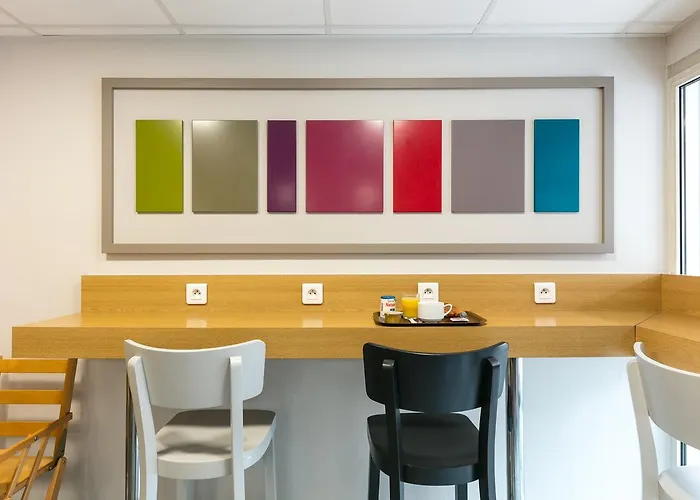 Hotel Cite De L'espace Mouchotte Toulouse