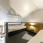 Hotel Cite De L'espace Mouchotte