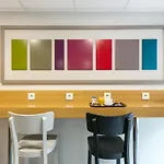 Hotel Cite De L'espace Mouchotte Toulouse