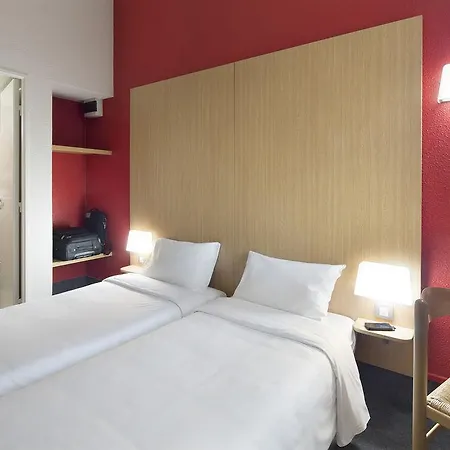 Cite De L'espace Mouchotte Hotel Toulouse